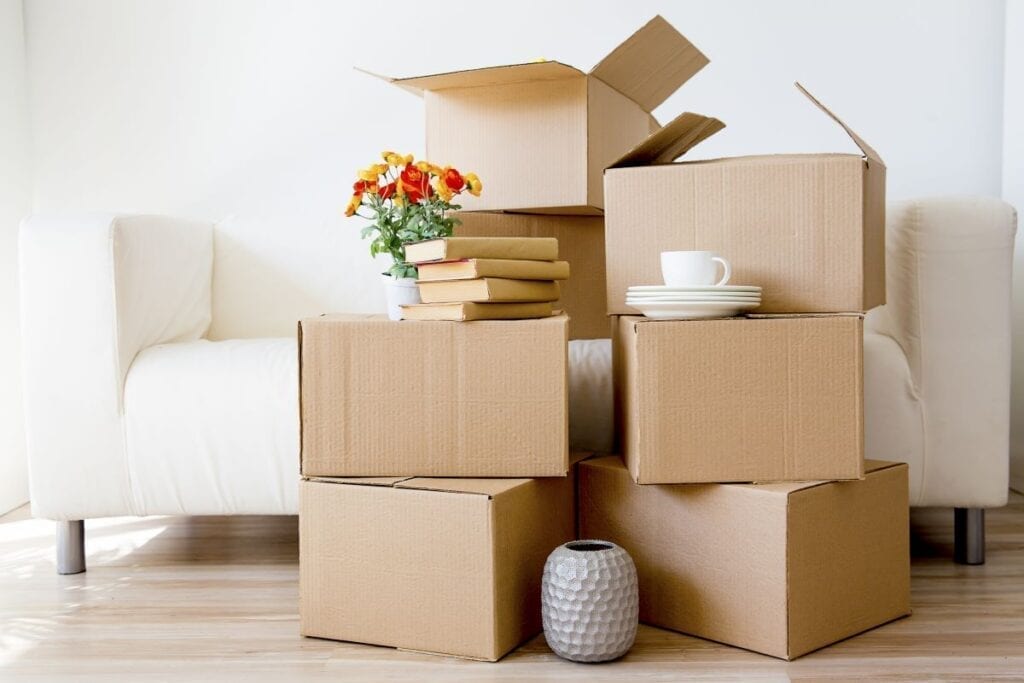 HOW MUCH IS THE AVERAGE MOVING COST?