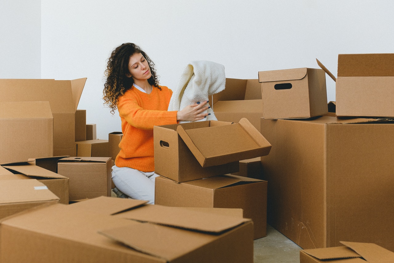  Tips for Moving Into a New House: 8 Tips to Get You Started