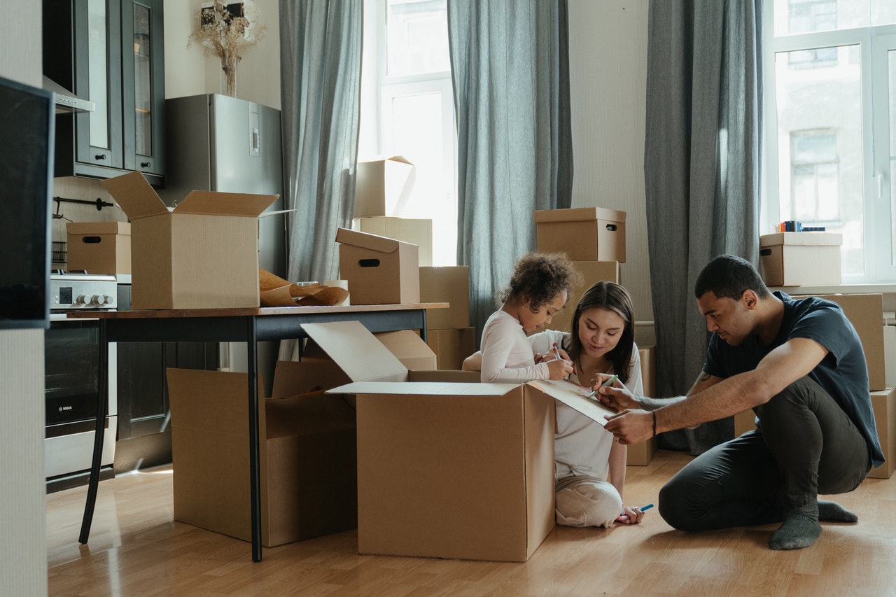  The Ultimate Moving Tips for Families- Moving Guide
