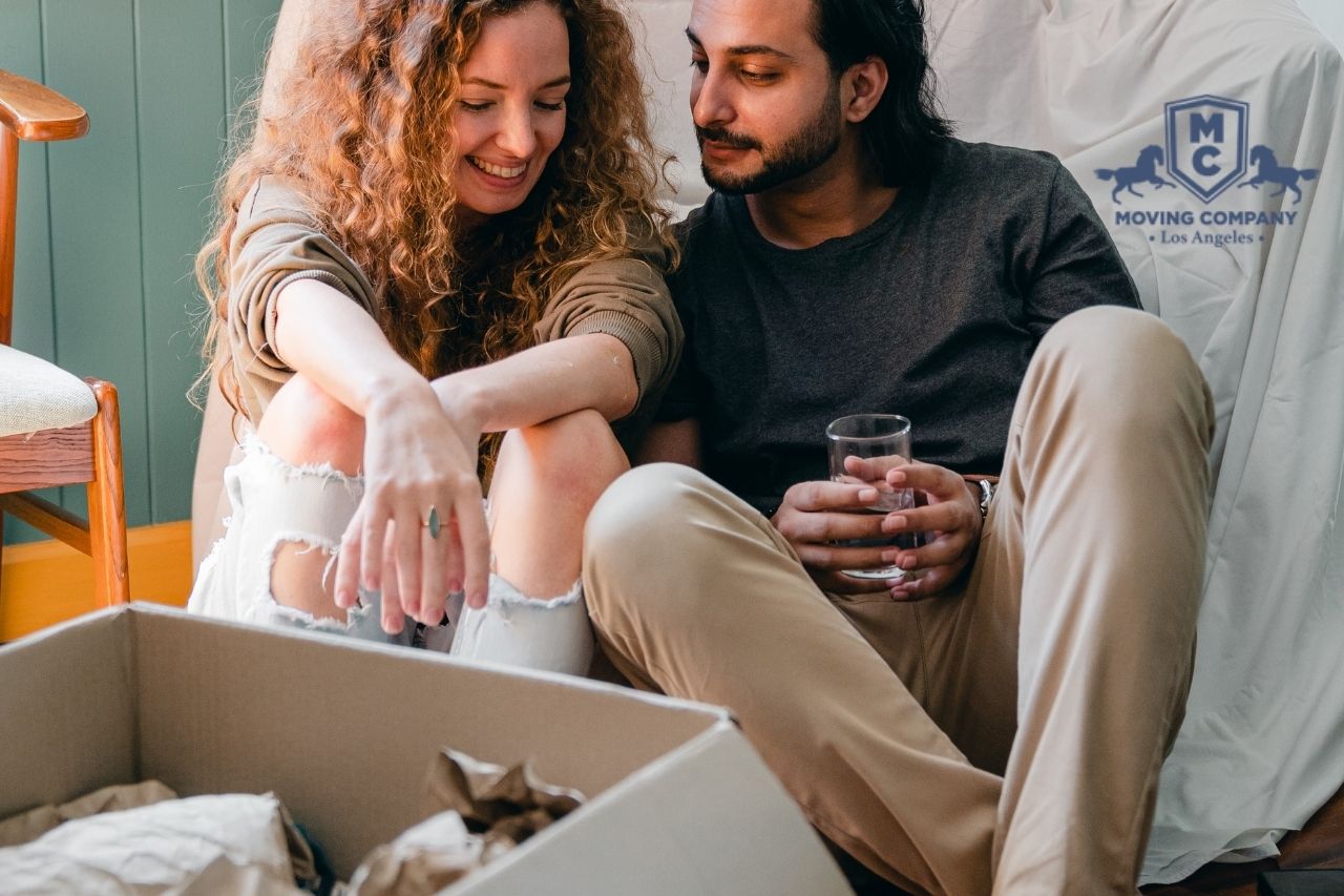  How to pack glass shelves for moving? Ultimate Guide